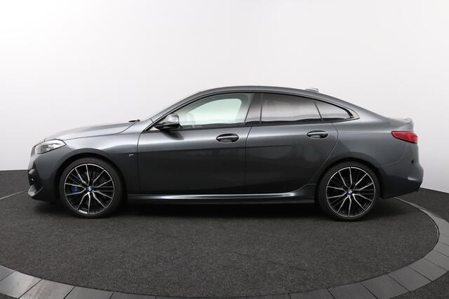 BMW 2-SERIE Gran Coupé 218i High Executive Edition M-Sport | Open Panoramadak| 19''M Velgen| Harman/Kardon| M-SportStoelen|