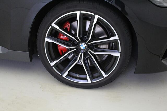 BMW 2-SERIE Coupé 220i M-Sport Pro | Active Cruise Controle | Hifi | Privacy Glass | Camera | 19"