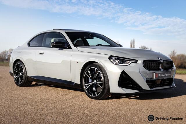 BMW 2-SERIE M240i xDrive Coupé G42 | 1 eig. | Schuifdak | HK | 19'' 893M