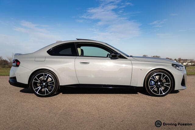 BMW 2-SERIE M240i xDrive Coupé G42 | 1 eig. | Schuifdak | HK | 19'' 893M