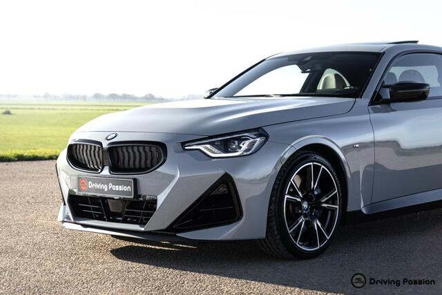 BMW 2-SERIE M240i xDrive Coupé G42 | 1 eig. | Schuifdak | HK | 19'' 893M
