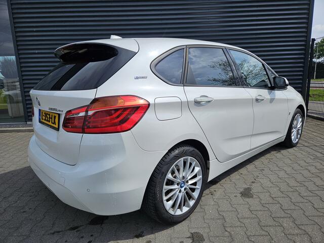 BMW 2-SERIE Active Tourer 225xe iPerformance Plug In Hybrid 225pk PHEV | Navi | Stoelverwarming | 17"L.M | El. Achterklep | Cruise Control | PDC V + A |