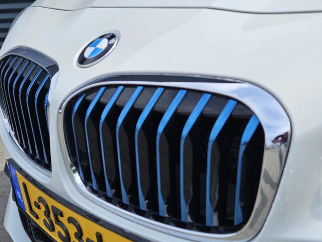 BMW 2-SERIE Active Tourer 225xe iPerformance Plug In Hybrid 225pk PHEV | Navi | Stoelverwarming | 17"L.M | El. Achterklep | Cruise Control | PDC V + A |