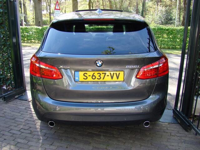 BMW 2-SERIE Active Tourer 225i xDrive Executive 231 pk, 56576 km!!