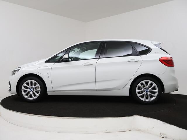 BMW 2-SERIE Active Tourer 225xe iPerformance | AWD | Navigatie | Stoelverwarming | 67.835 km | Plug-in Hybrid |