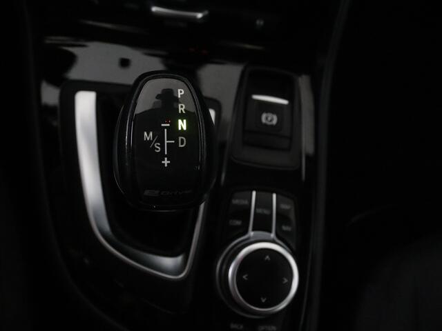 BMW 2-SERIE Active Tourer 225xe iPerformance | AWD | Navigatie | Stoelverwarming | 67.835 km | Plug-in Hybrid |