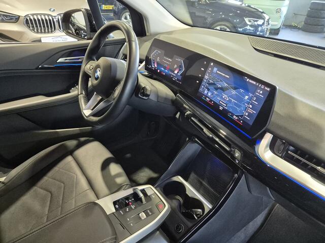 BMW 2-SERIE Active Tourer 218i Groot scherm | LED | Camera | Half leer | Parkeerass. | Carplay