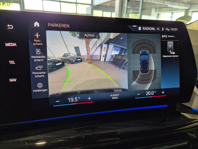 BMW 2-SERIE Active Tourer 218i Groot scherm | LED | Camera | Half leer | Parkeerass. | Carplay