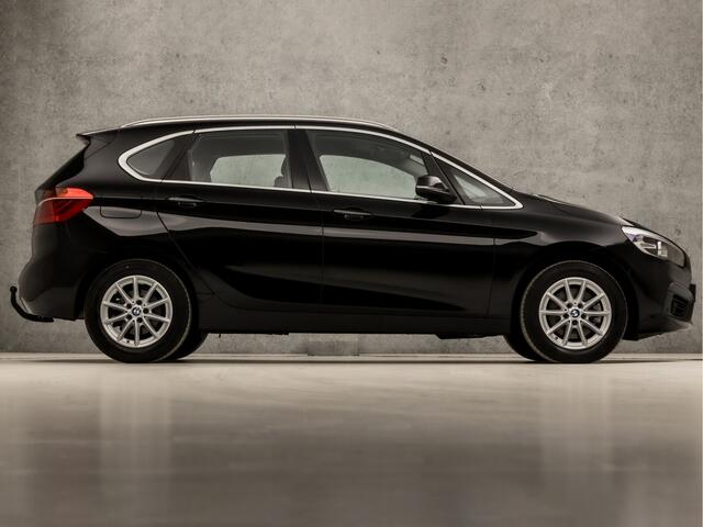 BMW 2-SERIE Active Tourer 218i High Executive (NAVIGATIE, CLIMATE, STOELVERWARMING, CRUISE, SPORTSTOELEN, PARKEERSENSOREN, TREKHAAK, NIEUWE APK, NIEUWSTAAT)