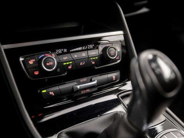 BMW 2-SERIE Active Tourer 218i High Executive (NAVIGATIE, CLIMATE, STOELVERWARMING, CRUISE, SPORTSTOELEN, PARKEERSENSOREN, TREKHAAK, NIEUWE APK, NIEUWSTAAT)