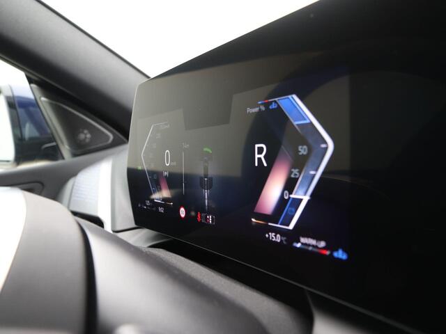 BMW 2-SERIE Gran Coupé 220 | Glazendak | 19inch | Elektrisch verstelbare stoelen |