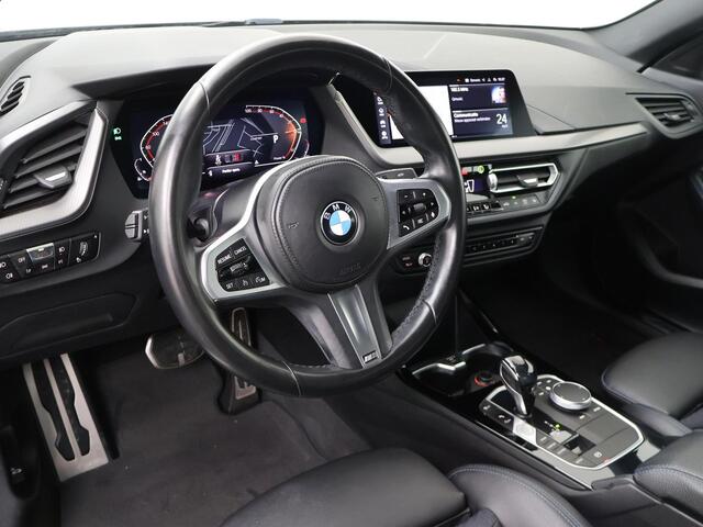 BMW 2-SERIE Gran Coupé 218i High Executive | 136 PK | M Sport pakket | Lederen bekleding | Cockpit plus | Verwarmde voorstoelen |