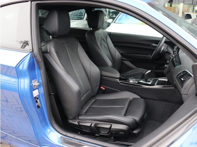 BMW 2-SERIE 230i High Executive M-Sport I Automaat I Leder I Navi
