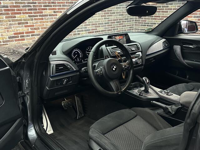 BMW 2-SERIE Coupé M240i Centennial Executive M Performance Uitlaat Navi Alcantara Grijs
