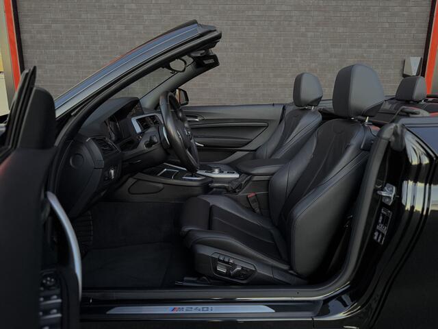BMW 2-SERIE Cabrio M240i High Executive l Facelift l Keyless l Elek. stoelen l Camera