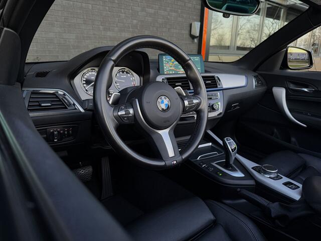 BMW 2-SERIE Cabrio M240i High Executive l Facelift l Keyless l Elek. stoelen l Camera