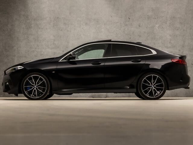 BMW 2-SERIE Gran Coupé 218i High Executive M Sport Automaat (PANORAMADAK, M PAKKET, APPLE CARPLAY, HEAD-UP DISPLAY, MEMORY SEATS, STUUR/STOELVERWARMING, ADAPTIVE CRUISE, HARMAN/KARDON, CAMERA, 19'' VELGEN, NIEUWSTAAT)