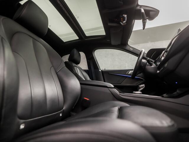 BMW 2-SERIE Gran Coupé 218i High Executive M Sport Automaat (PANORAMADAK, M PAKKET, APPLE CARPLAY, HEAD-UP DISPLAY, MEMORY SEATS, STUUR/STOELVERWARMING, ADAPTIVE CRUISE, HARMAN/KARDON, CAMERA, 19'' VELGEN, NIEUWSTAAT)