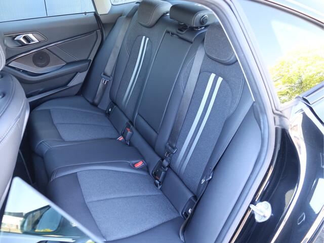BMW 2-SERIE Gran Coupé 218i High Executive Sportline Automaat *Navi*DAB*Cruise*PDC*Sfeerverlichting*