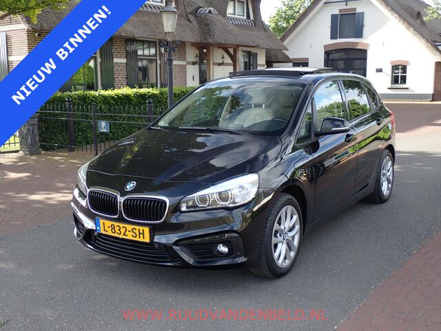 BMW 2-SERIE Active Tourer 225XE PANODAK/SPORTLEER/KEYLESS/CAMERA