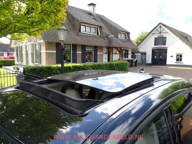BMW 2-SERIE Active Tourer 225XE PANODAK/SPORTLEER/KEYLESS/CAMERA