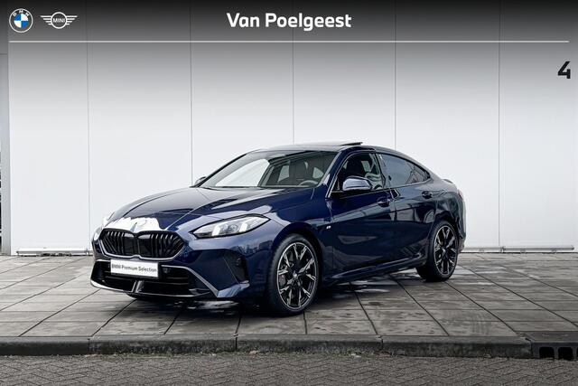 BMW 2-SERIE Gran Coupé 220 M-Sport / 19 inch / Driving Assistant / Camera / Harman Kardon Audio