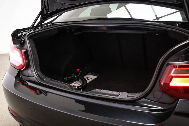 BMW 2-SERIE Coupé 218i Centennial Executive | SPORTLINE PACK | CLIMA | HARMAN KARDON | TREKHAAK AFNEEMBAAR