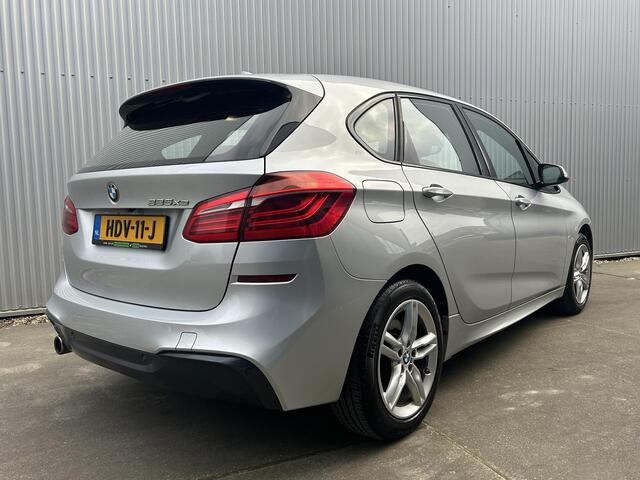 BMW 2-SERIE Active Tourer 225XE M SPORT PHEV | pano | apple carplay| verwarmde voorstoelen | leder | harman kardon geluidsinstallatie|