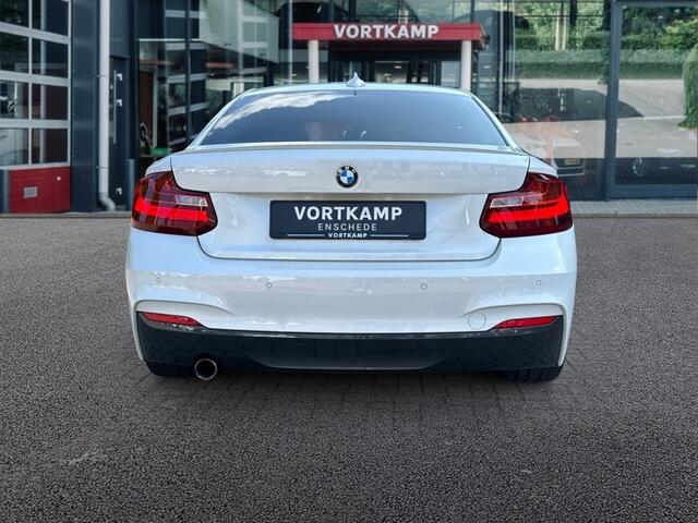 BMW 2-SERIE 218i M-PAKKET NAVI/LEDER/CRUISE/PDC/STOELVERW