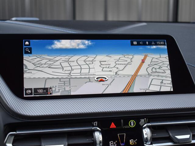 BMW 2-SERIE Gran Coupé 218i M-SPORT | M-STOELEN | HARMAN KARDON AUDIO | ACHTERUITRIJ CAMERA | 18 INCH | NL AUTO | STOELVERWARMING