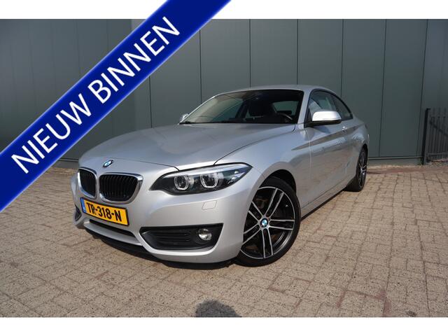 BMW 2-SERIE Coupé 218i High Executive Automaat Leder Xenon Navigatie Stoelverwarming