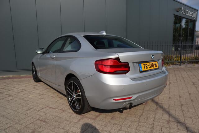 BMW 2-SERIE Coupé 218i High Executive Automaat Leder Xenon Navigatie Stoelverwarming