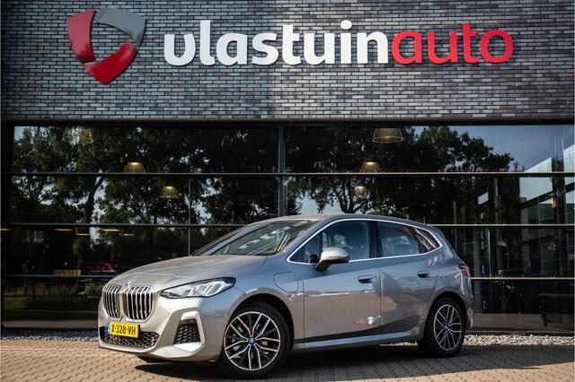 BMW 2-SERIE Active Tourer 225e xDrive M-Sport , Trekhaak , Sportstoelen