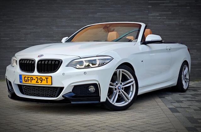 BMW 2-SERIE 230I HIGH EXECUTIVE
