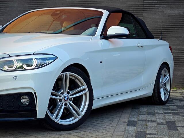 BMW 2-SERIE 230I HIGH EXECUTIVE