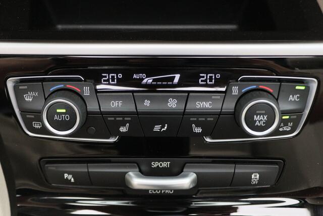 BMW 2-SERIE Active Tourer 220i High Executive