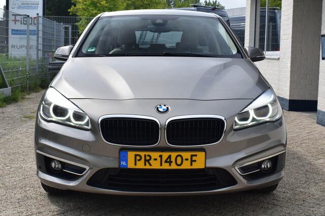 BMW 2-SERIE Active Tourer 218i High Executive | Head Up | Leder | Navi | Stoelverwarming