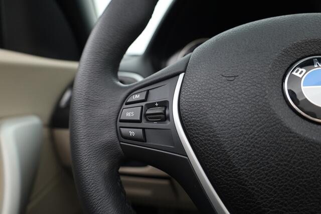 BMW 2-SERIE Cabrio 220d | Leder | Stoelverw. | Navi | LED | PDC | Cruise