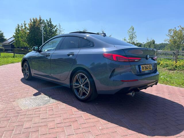 BMW 2-SERIE Gran Coupé 218i High Executive Edition | Panoramadak | Lederen Bekleding | Led koplampen | NL-Auto |