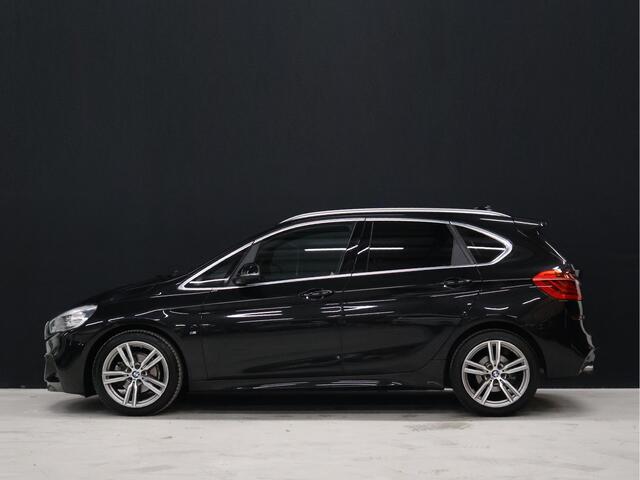 BMW 2-SERIE Active Tourer 218i Centennial High Executive M Pakket [HEAD-UP DISPLAY, CRUISE CONTROL, PDC ACHTER, SFEERVERLICHTING, STOELVERWARMING, BLUETOOTH, AIRCO, LED, NIEUWSTAAT]