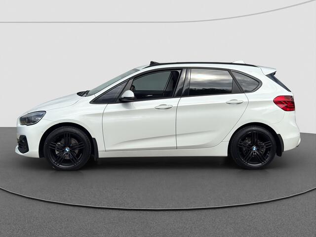 BMW 2-SERIE Active Tourer 218i High Executive | Pano | Automaat