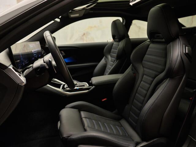 BMW 2-SERIE Coupé M240i xDrive, M Stoelen, 19", tr.haak, schuifdak, H/K, HUD, memory, privacy, NP110k