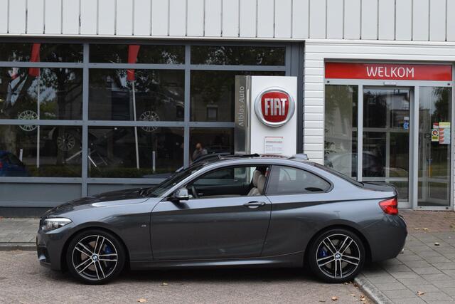 BMW 2-SERIE Coupé 218i High Executive|M-pakket|Dak|Leer