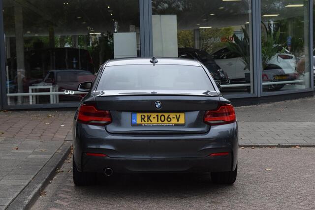 BMW 2-SERIE Coupé 218i High Executive|M-pakket|Dak|Leer