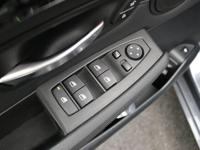 BMW 2-SERIE Active Tourer 225xe iPerformance High Executive / Trekhaak / Full LED / Cruise Control / Navigatie / Parkeersensoren Voor & Achter / LMV / Memory Bestuurdersstoel /
