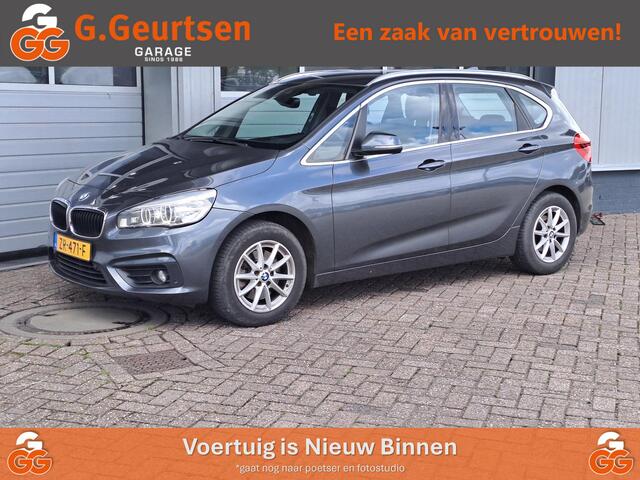 BMW 2-SERIE Active Tourer 218i Centennial High Executive Stoelverwarming, Cruis control, Navi, Automaat,