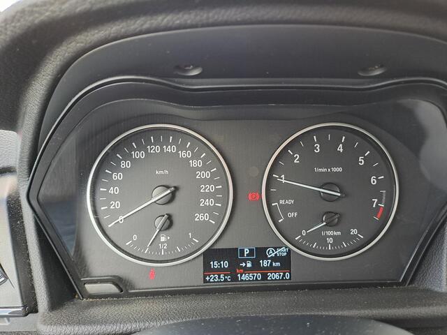BMW 2-SERIE Active Tourer 218i Centennial High Executive Stoelverwarming, Cruis control, Navi, Automaat,