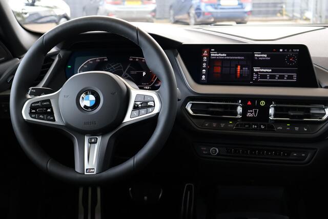BMW 2-SERIE Gran Coupé 218i High Executive | M Sport | Harman Kardon | Voorstoelen Verwarmd