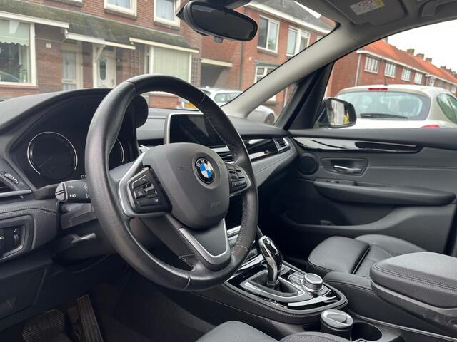 BMW 2-SERIE 220I