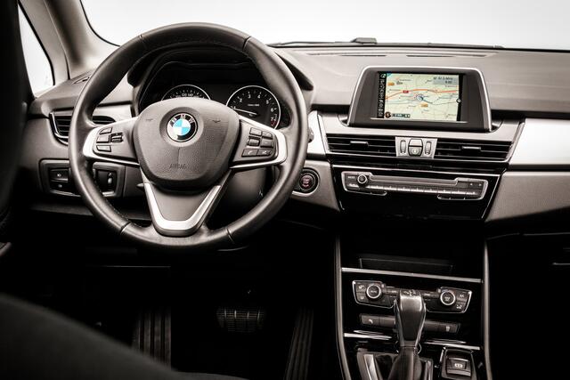 BMW 2-SERIE Active Tourer 218i Business | Automaat | Xenon | Trekhaak | PDC | Stoelverwarming | Climate control